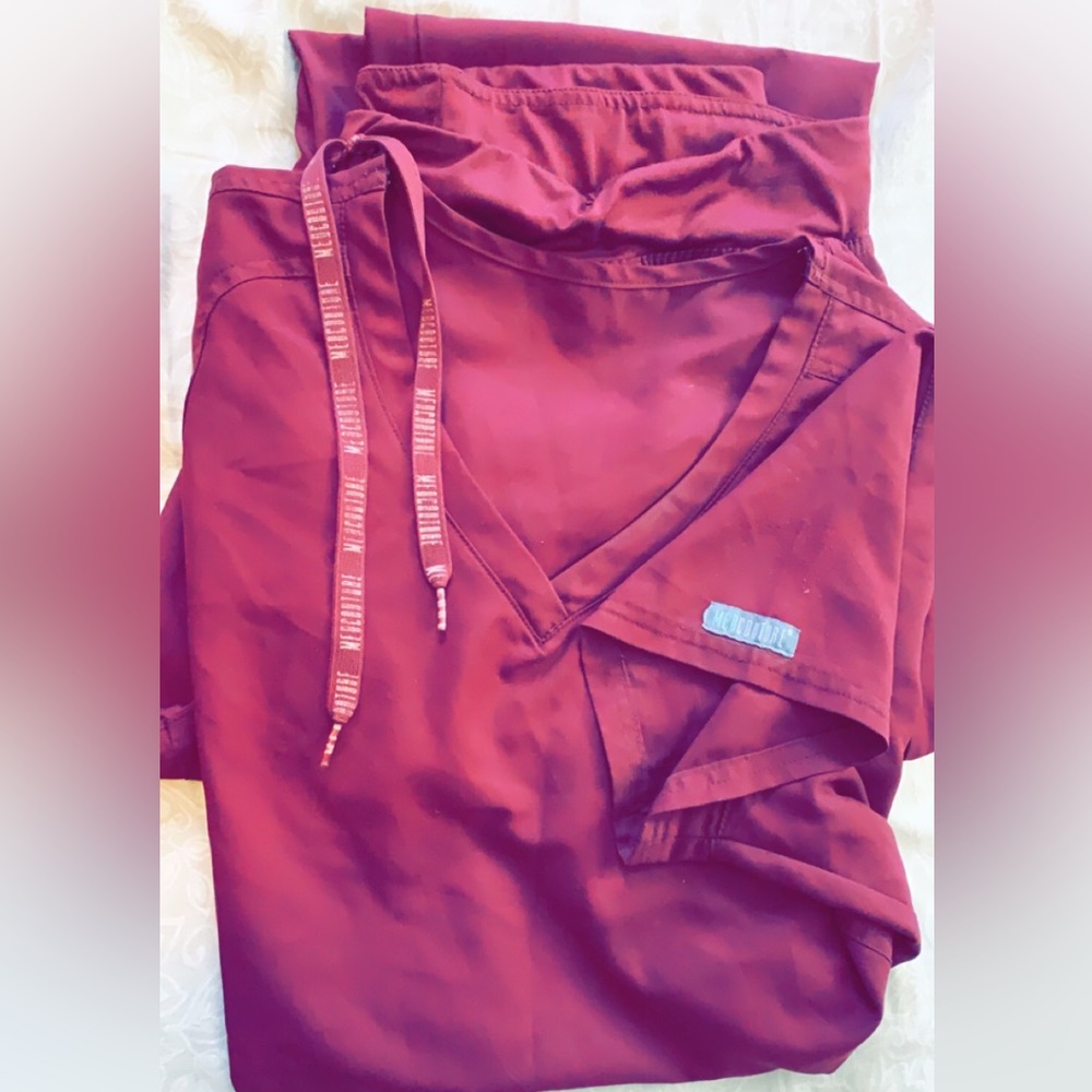 Greys anatomy scrubs size XL